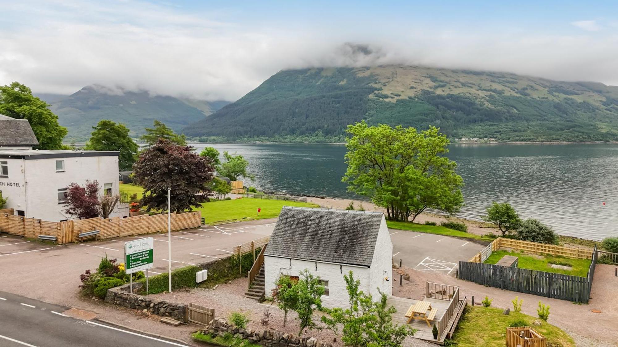 Onich Hotel & Lochside Beach Pods Exteriör bild